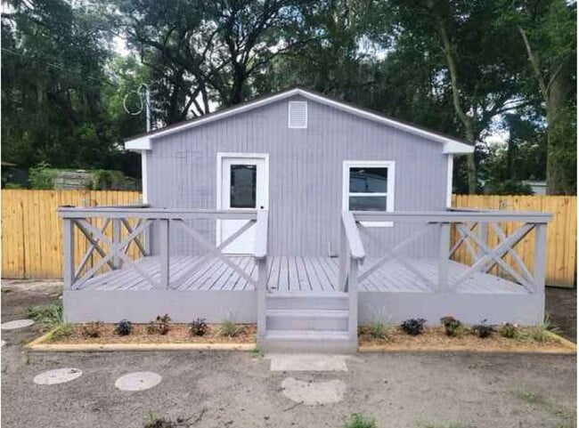 Building Photo - 8930 Free Ave Rental