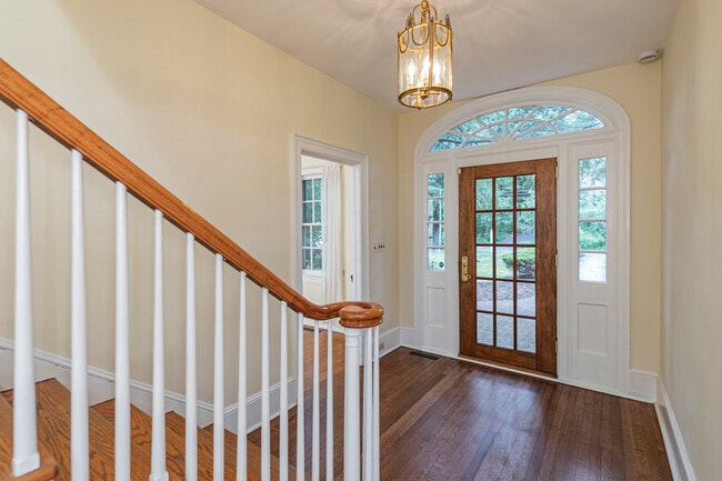 Photo - 254 Jefferson Rd