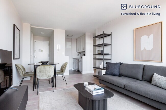 Photo - 155 E 29th St Unidad FL32-ID1119