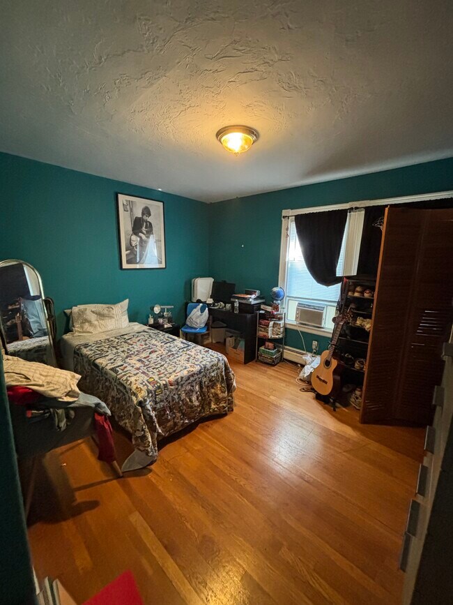 509 Medford St Unit 2