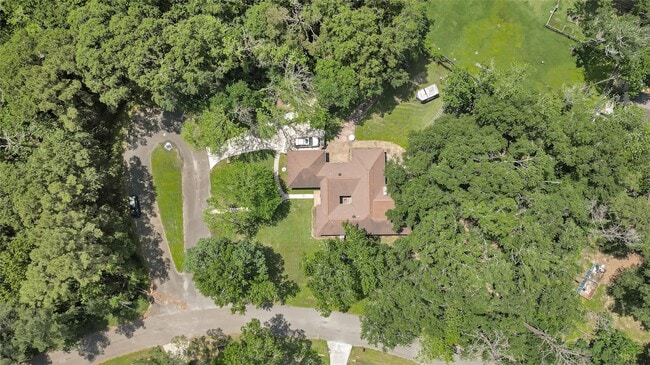 Photo - 705 Holly Springs Ct