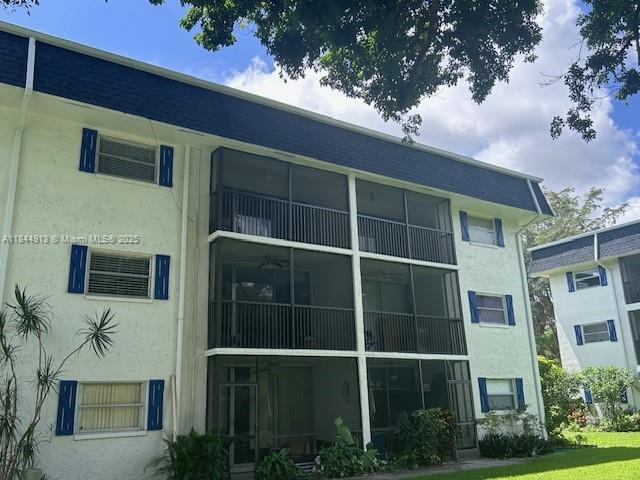 Building Photo - 5090 SW 64th Ave Rental