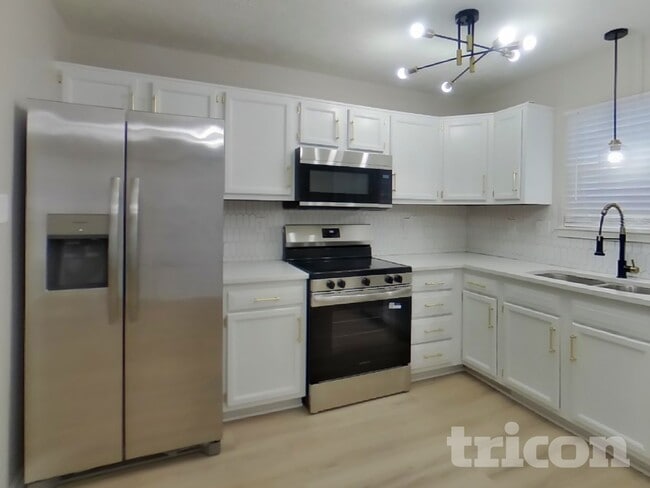 Photo - 1319 Country Ridge Ln