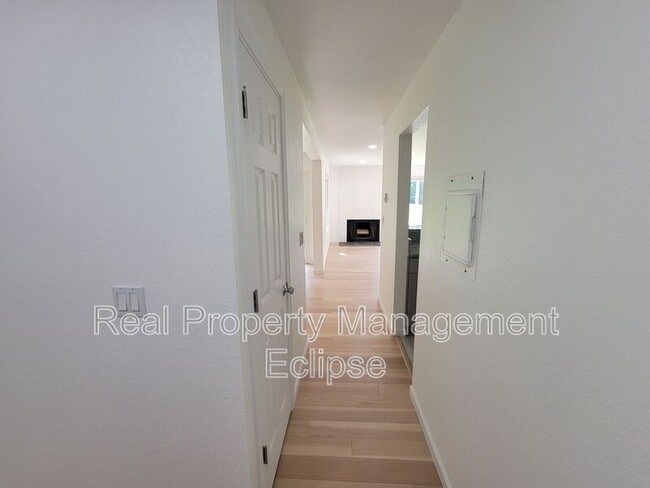 Photo - 4415 145th Ave NE