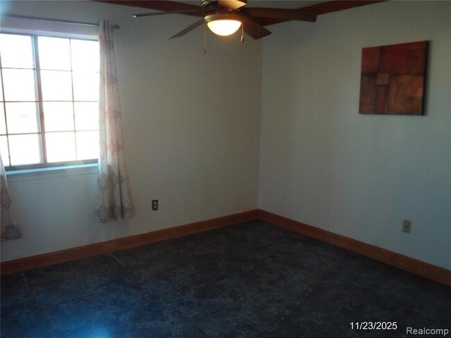 Photo - 16682 Eastland St