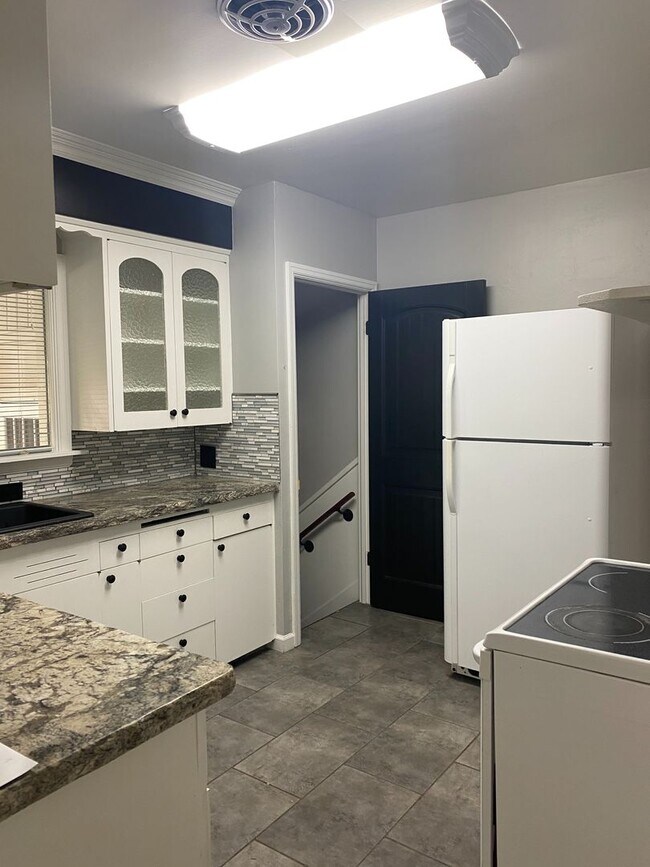 Photo - 1205 E Fremont St Unit 1205 E Fremont