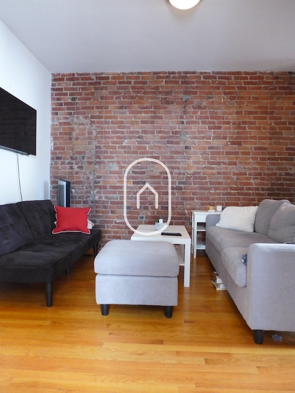 Photo - 15 Shepherd Ave