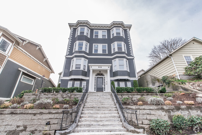 Building Photo - New Orleans Rental