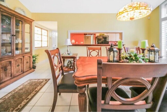 Photo - 107 Canterbury Dr