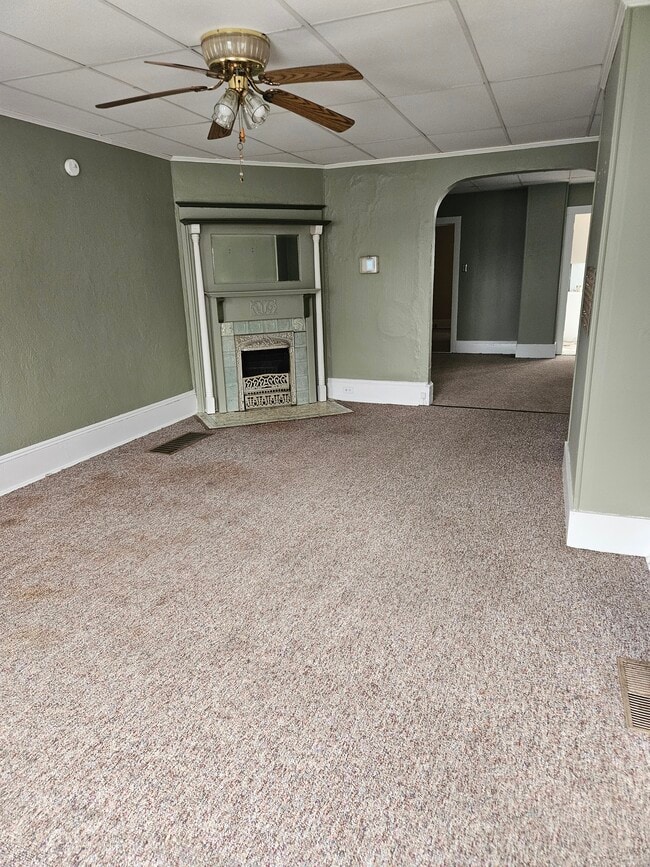 living room - 426 W Front St Unit 426