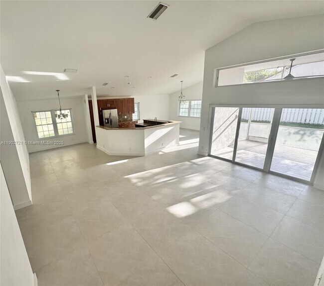 Photo - 159 Cameron Ct