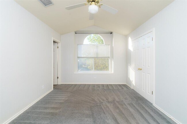 Photo - 1200 Gingerlily Cove Townhome