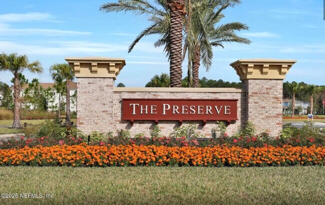 Photo - 607 Blind Oak Cir