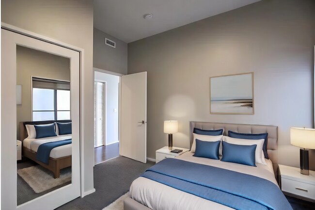 Photo - Gillham Park Row