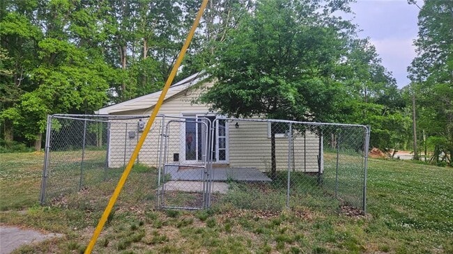 Photo - 471 Perkins Cir