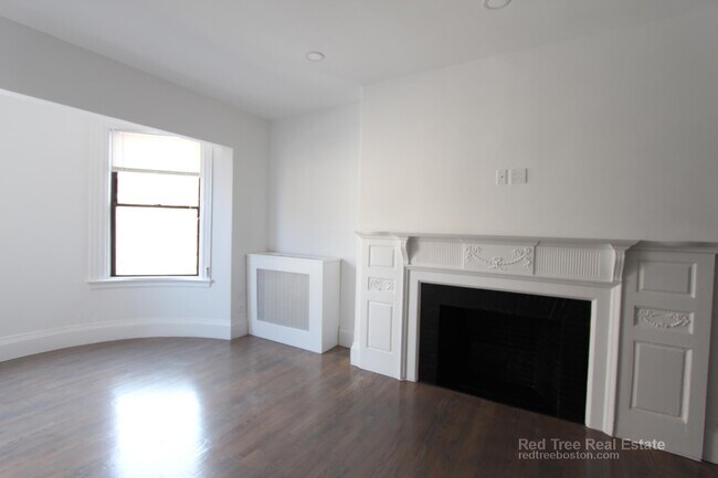 503 Beacon St Unit 5