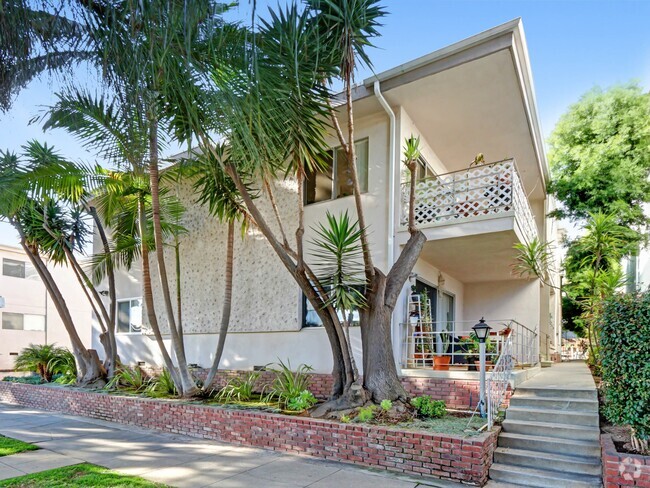 Building Photo - 1121 California Ave, North of Wilshire in ... Rental