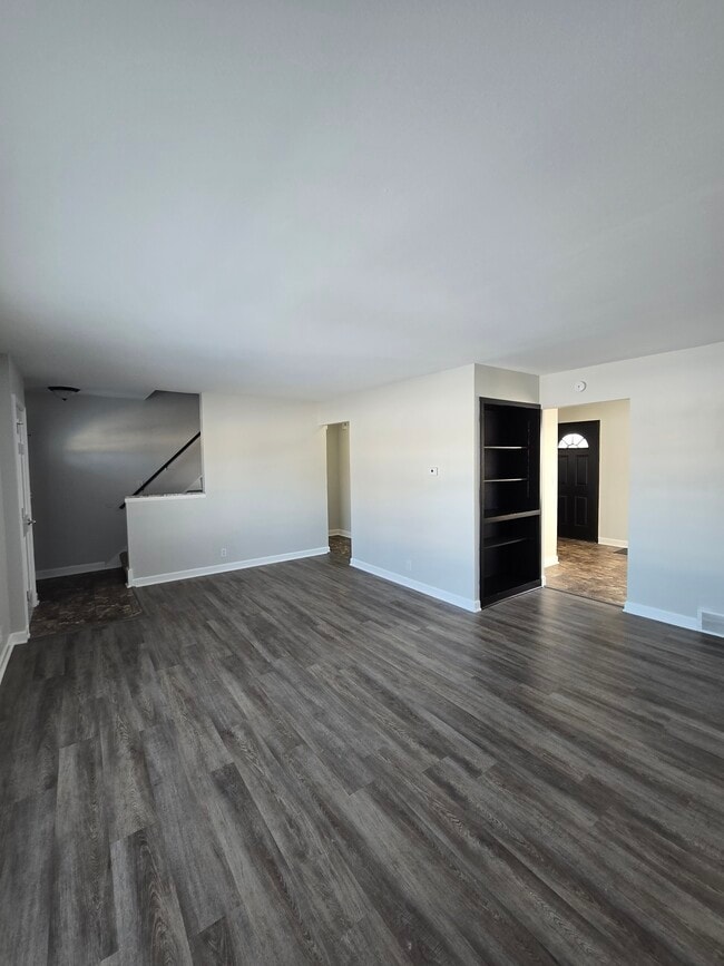 Photo - 5839 S Illinois Ave