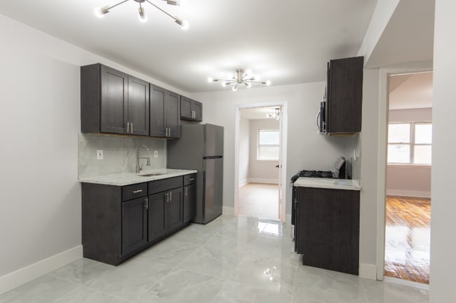 Photo - 1903 Country Ln Unidad 2207