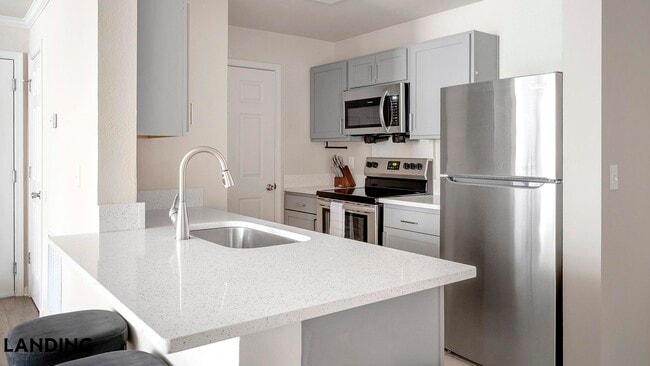 Photo - 210 Hillwood Blvd Unidad 518