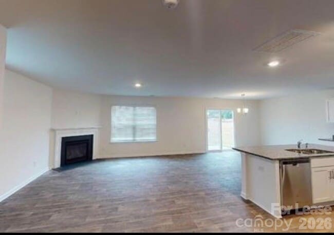 Photo - 7265 Finnigan Rd