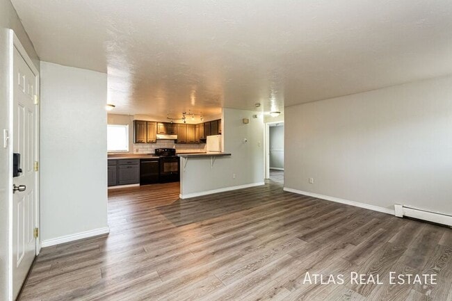 Building Photo - 2840 Montebello Dr W Unit 2 Rental
