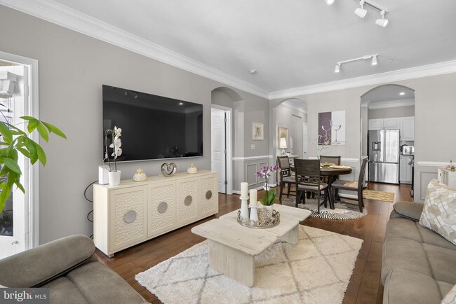 Photo - 27 Booth St Unit 346