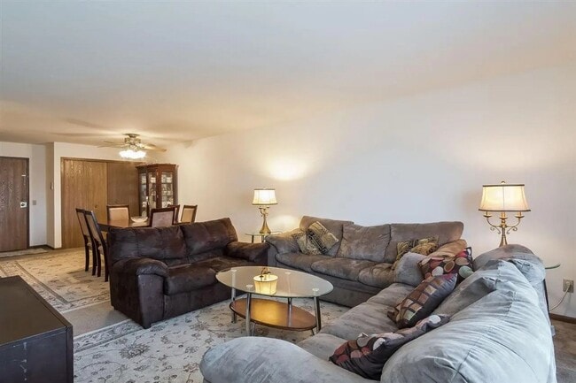 Photo - Modern 3 bedroom 1 bath garden style condo