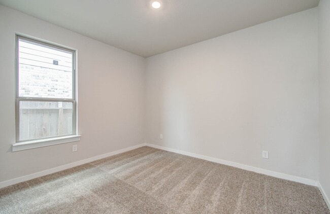 Photo - 28511 Eli Eagle St