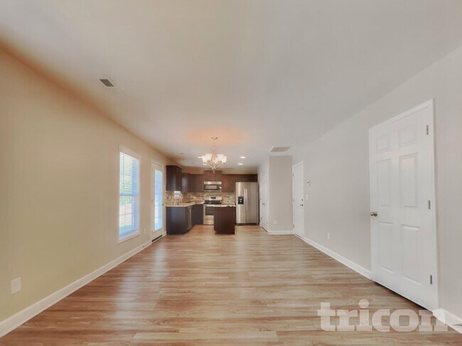 Photo - 1655 Crestlawn Tl