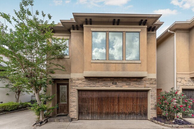 Photo - 308 Grove St