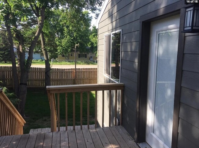 Photo - 1004 N Hudson ave