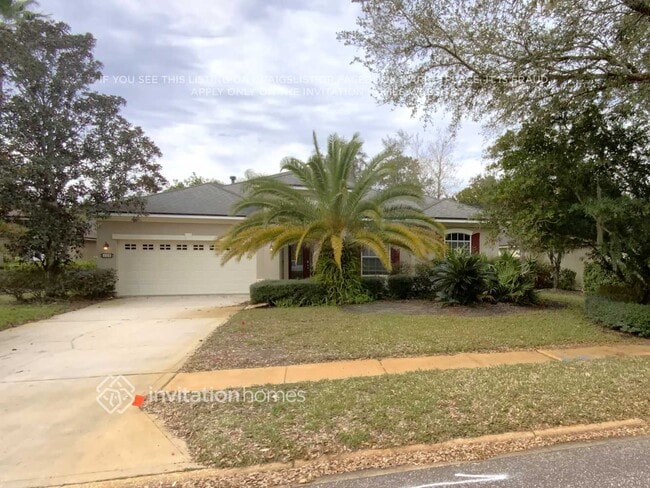 Building Photo - 153 Oak Common Ave