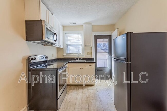 Photo - 1315 E Washington St Unit A