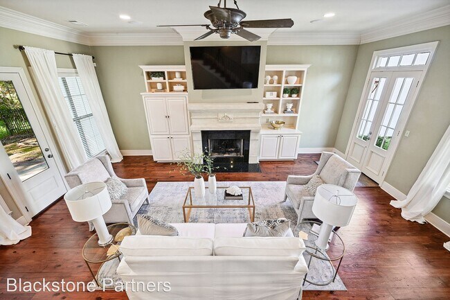 Photo - 4 br, 3.5 bath House - 3117 Rue D'Orleans Dr