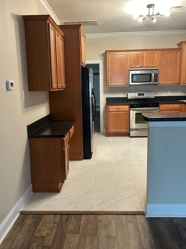 Photo - 828 Hidalgo St