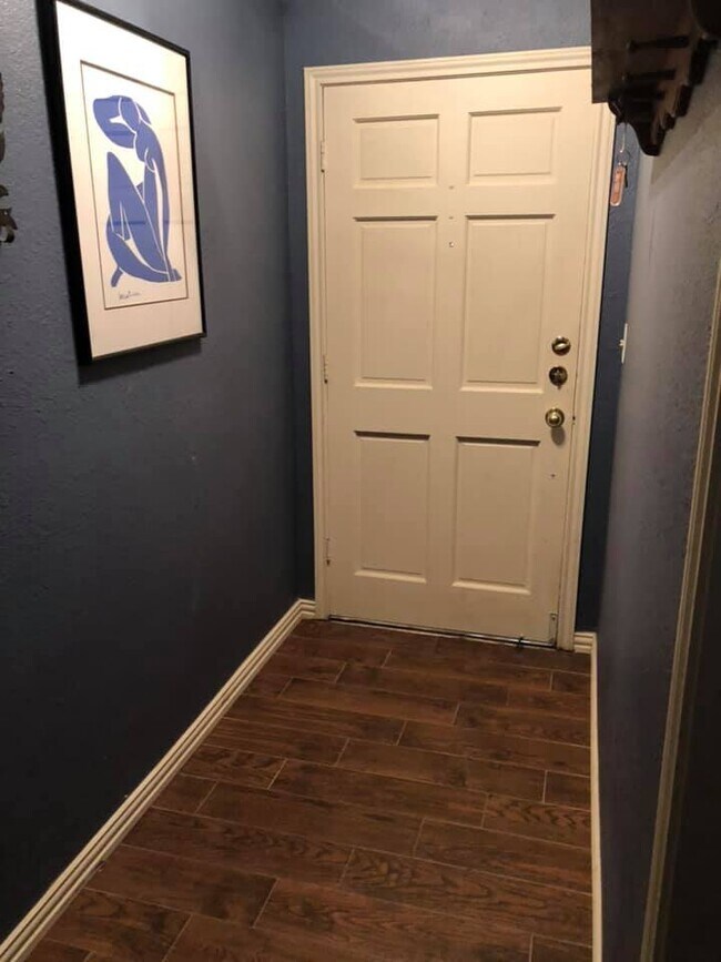 Photo - 133 Blanco St