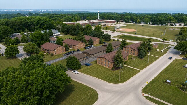 Mossy Oak Apartments