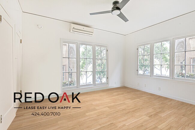 Photo - Charming Studio with Stainless Steel Appli... Unidad 854.5