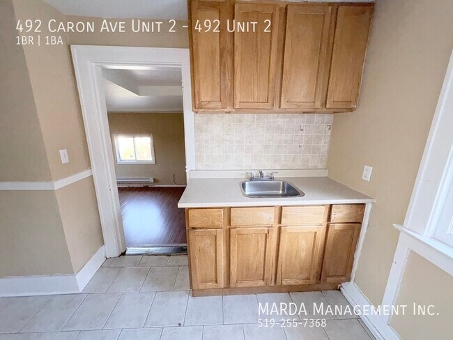 Photo - COZY 1 BED/1 BATH SPLIT-LEVEL UPPER UNIT PLUS HYDRO! Unit 492  2