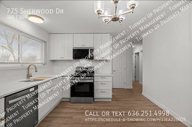 Photo - 775 Sherwood Dr