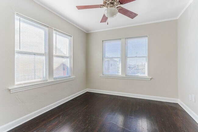 Photo - 2419 N Harvey Ave Unidad 4