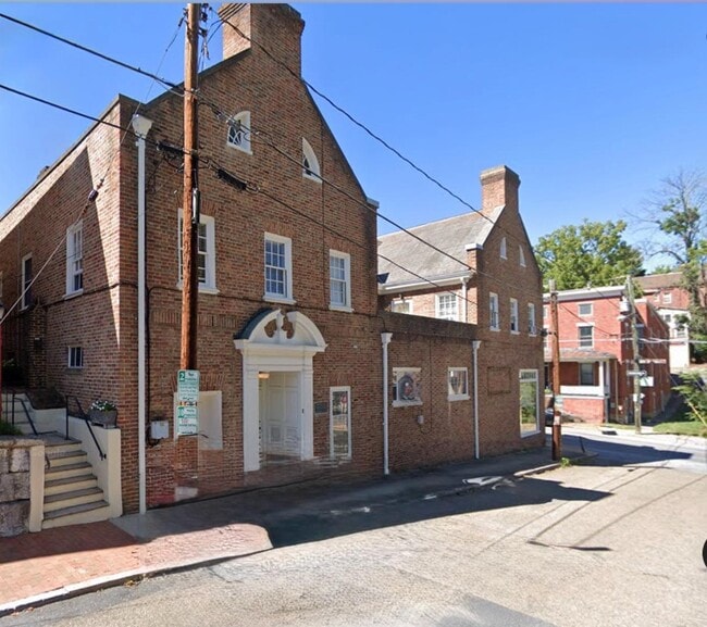 Building Photo - 6 Church St Unit 101