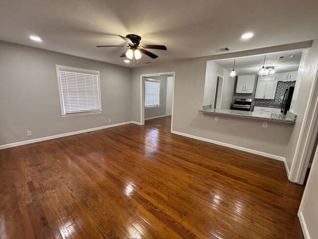 Photo - 3 Bedroom 2 Bath with Separate Mother in Law Suite