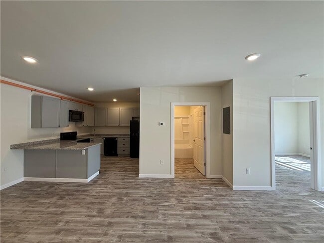 Photo - 327 Pine St Unit 2014