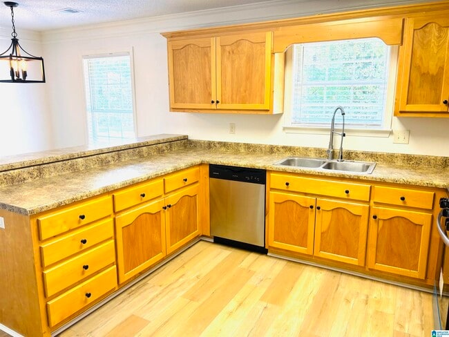 Photo - 7714 Thompsons Way