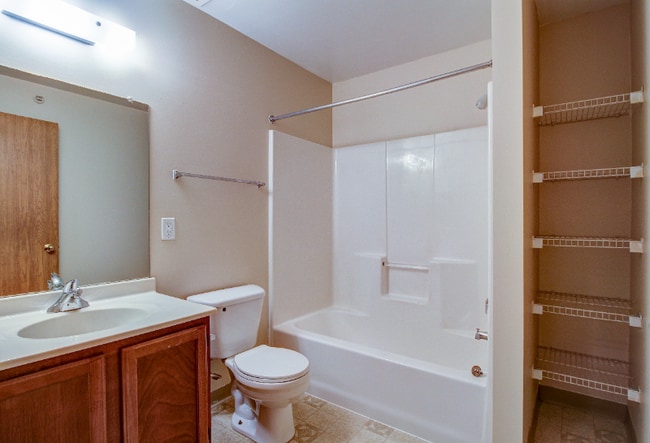 Photo - 2156 Raspberry Ct SE Unit 2156-N