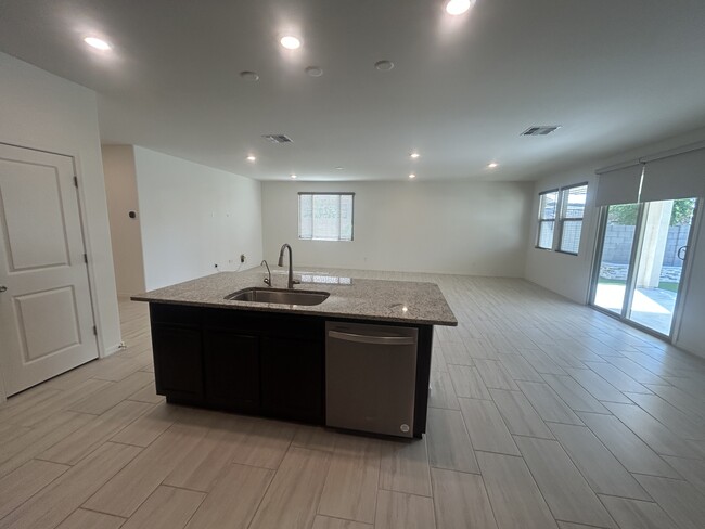 Photo - 2957 E Bellerive Dr