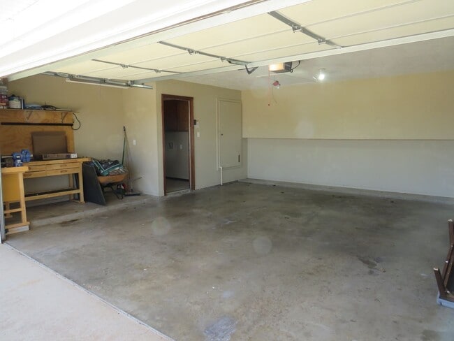 Photo - 108 NE 48th St
