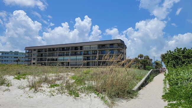 Photo - Fully Furnished Condo in the heart of Cocoa Beach-Available 10.1.24 to 4.30.25